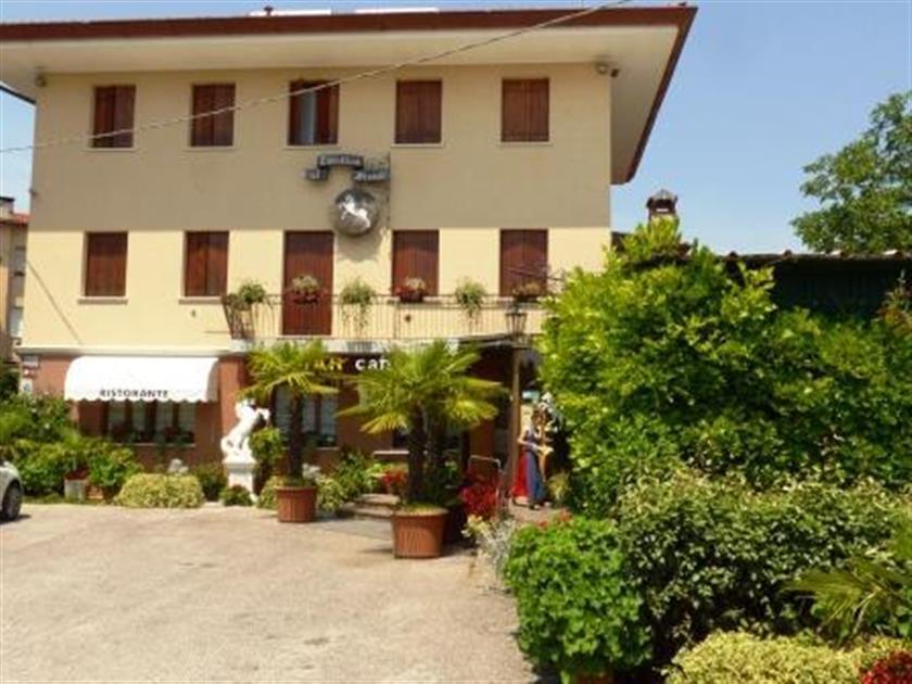 Al Cavallino Bianco Tricesimo Экстерьер фото